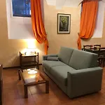 Luminosa E Accogliente Casa Centro Storico
